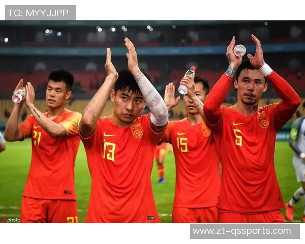 阵容年轻化中国男足不敌韩国队：探寻未来之路