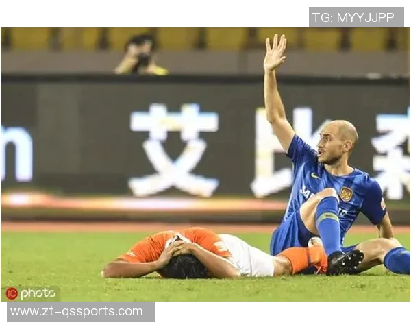 队报：因对索尔斯坦松严重犯规，楚阿梅尼可能将停赛两场